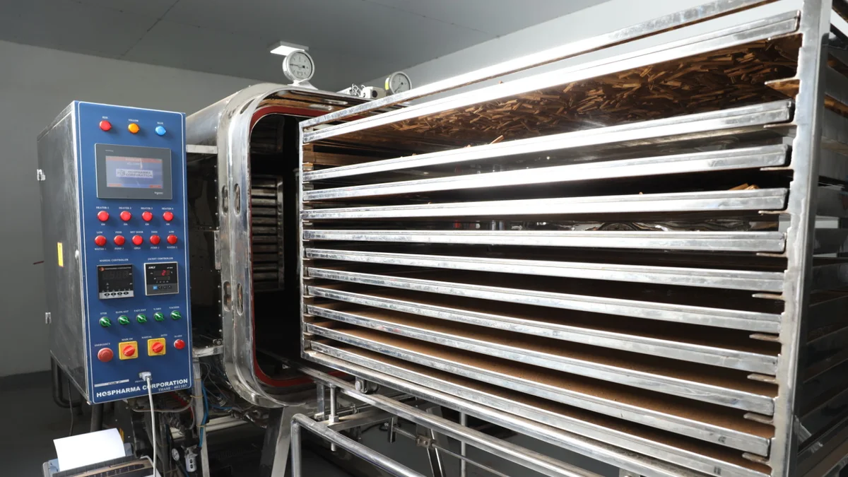 SDS Steam Sterilization equipment loaded with spice trays